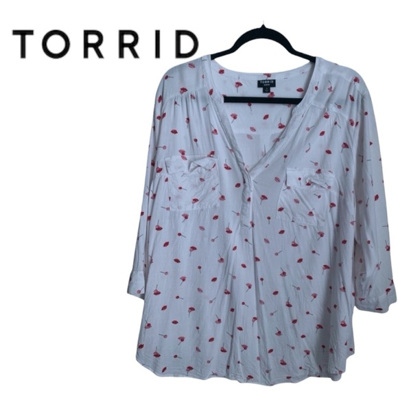 Torrid Women's Harper Blouse Sz 2 (2X) Lips Lollipops Partial Henley Top - Picture 1 of 6